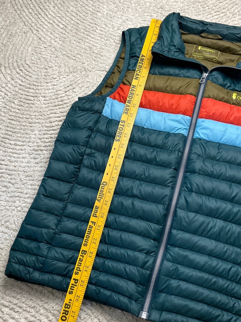 COTOPAXI FUEGO DOWN VEST MEN'S SIZE MEDIUM - Picture 8 of 16